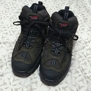 Redwing 8667 Muscle Shoe